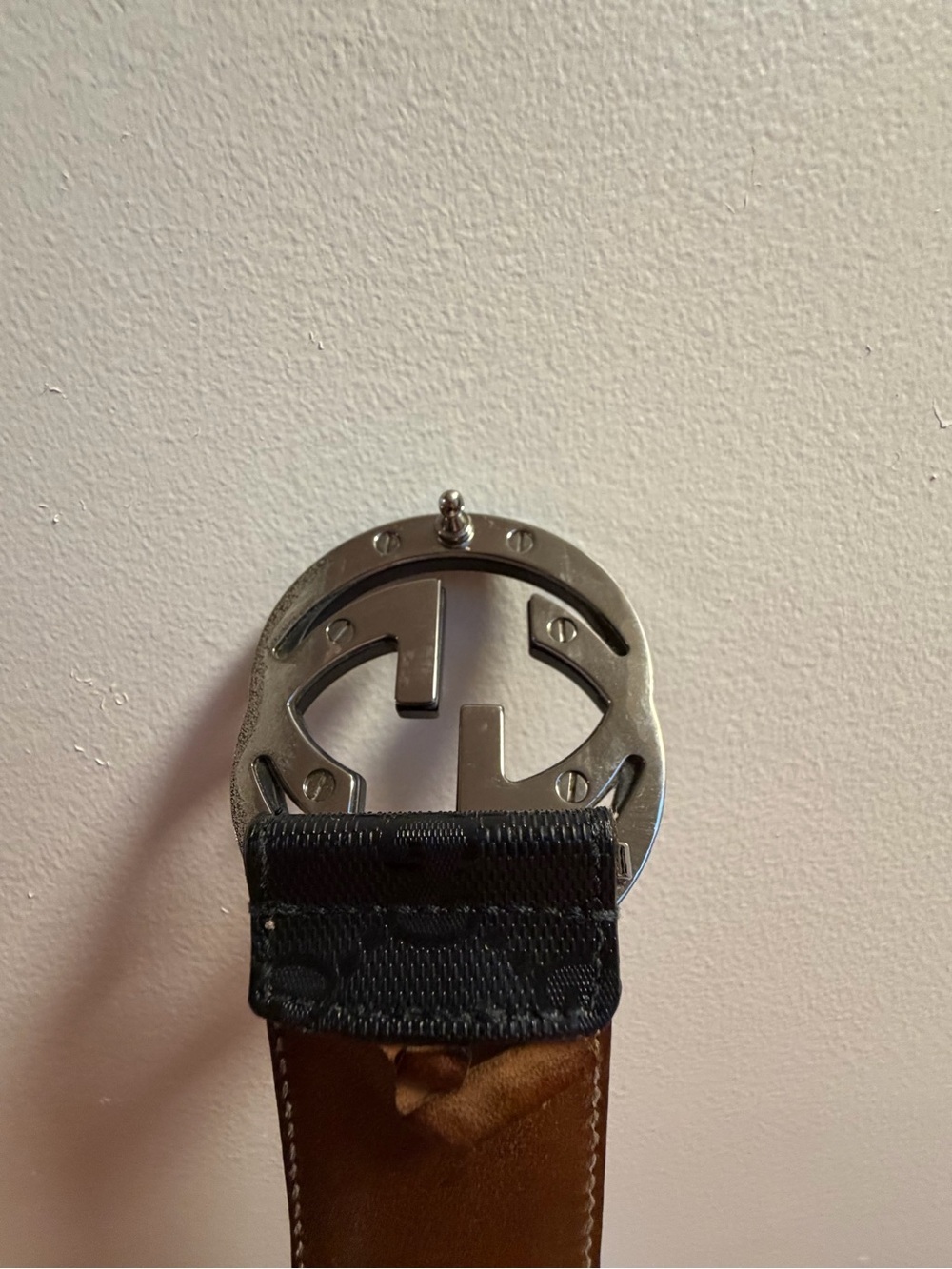 Gucci Black Interlocking GG Leather Belt with Black Buckle - Picture 3 of 5